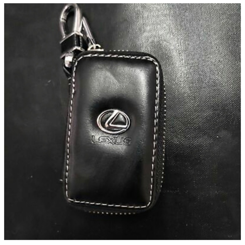 COPY - Lexus Bright skin Black Leather Car key Ca…